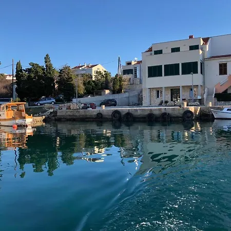 Stara Kuca Apartment Simuni