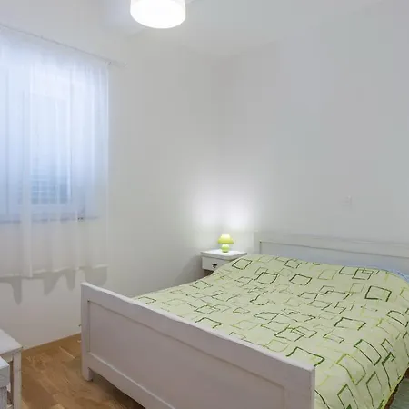 Stara Kuca Apartmán Šimuni