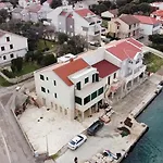 Stara Kuca Apartman *
