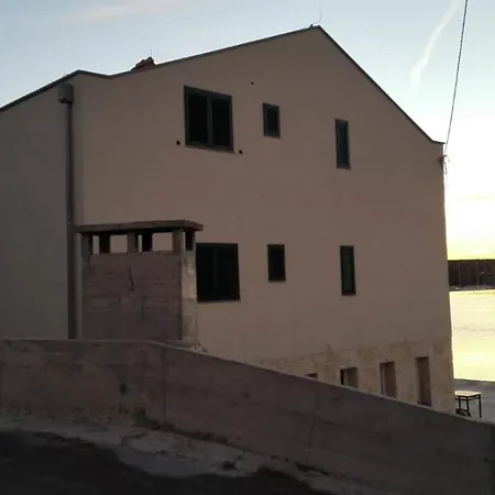 Stara Kuca Apartmán *