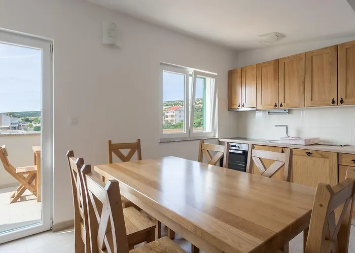 Stara Kuca Apartman Šimuni